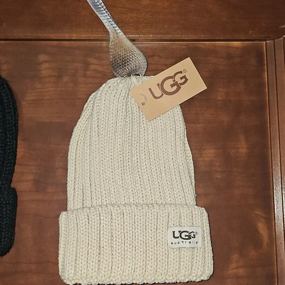 3 UGG Knit Beanie Trio - Navy, Black, Cream - Picture 5 of 14